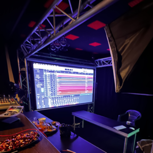 StudioCafe - Projekcja laserowa w 4K